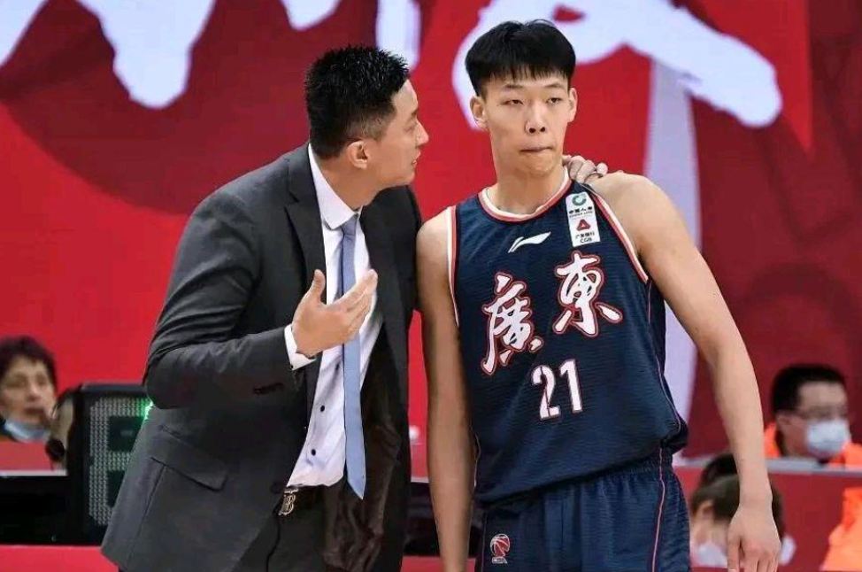 广东男篮锋线大将复出,前交叉韧带断裂影响巨大,24岁或就此退役
