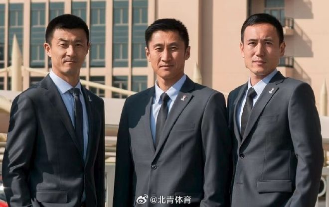终于等到你！福基纳摘掉无冠最伟大帽子！