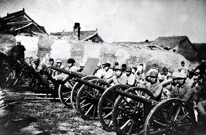 1942年,预备10师爆冷击败日军王牌师团,所有团师长全部晋升
